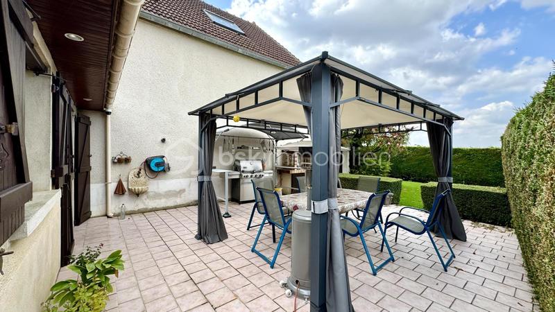 Corps de ferme - 390 m² - 10 pièces