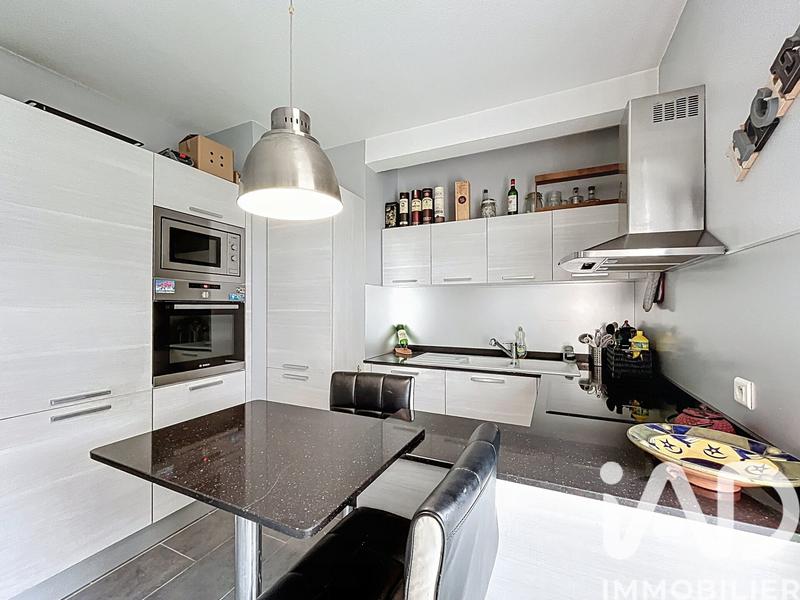 Appartement - 95 m² - 4 pièces