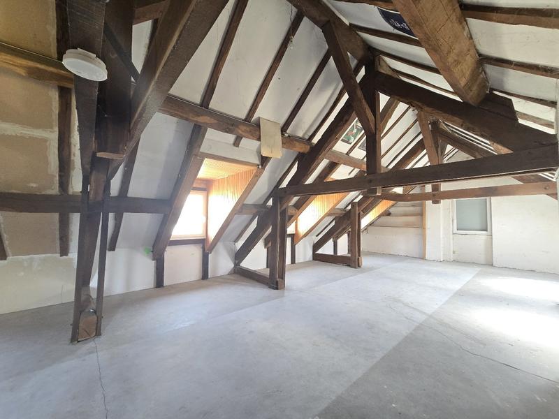 Maison - 296 m² - 6 pièces