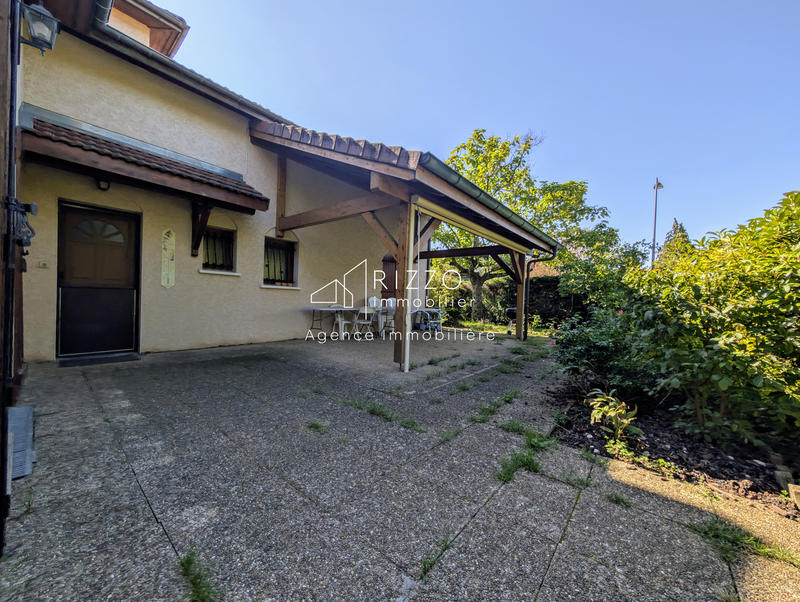 Maison - 165 m² - 6 pièces