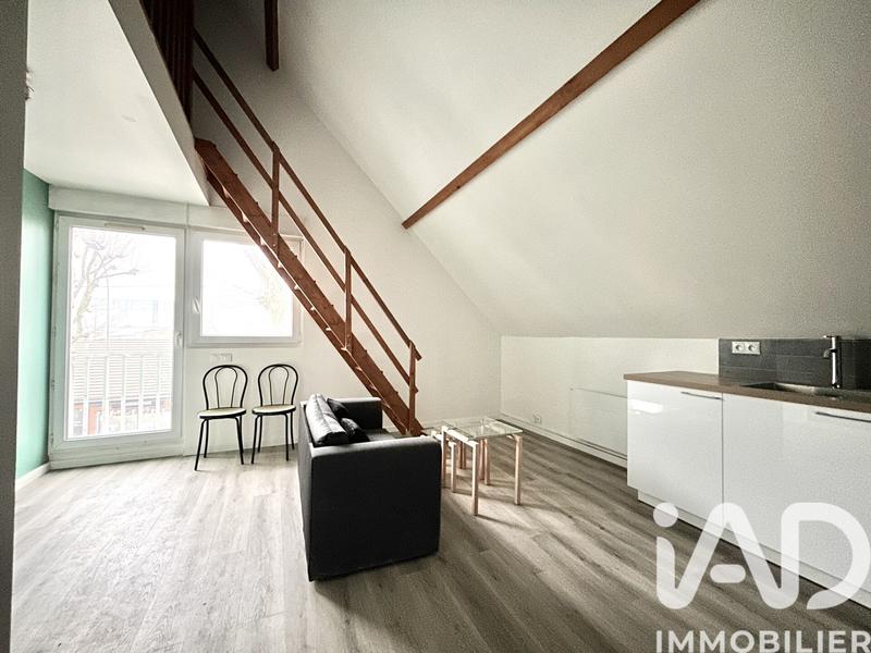 Studio - 30 m² - 1 pièce