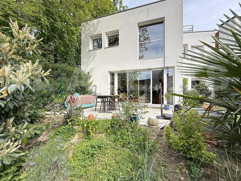 Appartement - 117 m² - 5 pièces