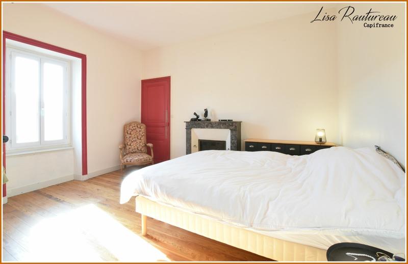 Maison bourgeoise - 360 m² - 10 pièces