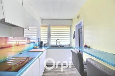 Appartement - 91 m² - 2 pièces