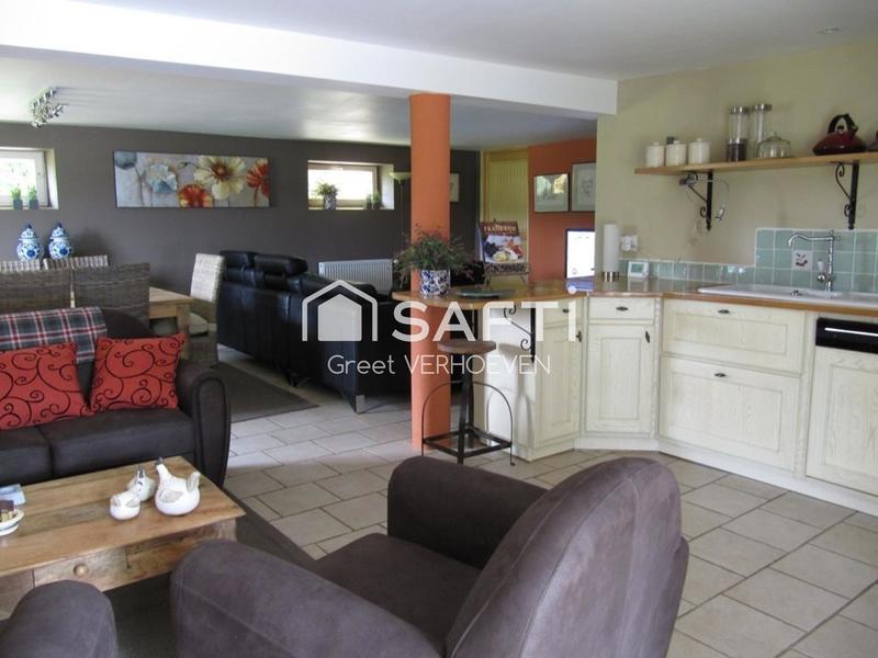 Maison - 157 m² - 6 pièces