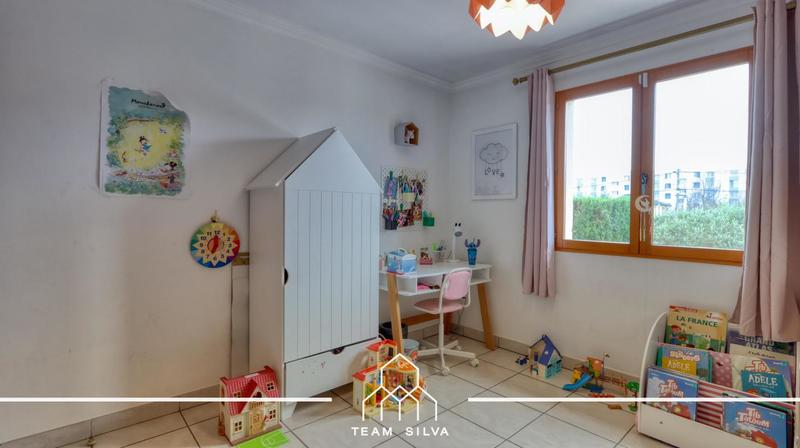 Maison - 170 m² - 5 pièces