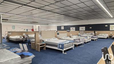 Local commercial - 1 195 m²