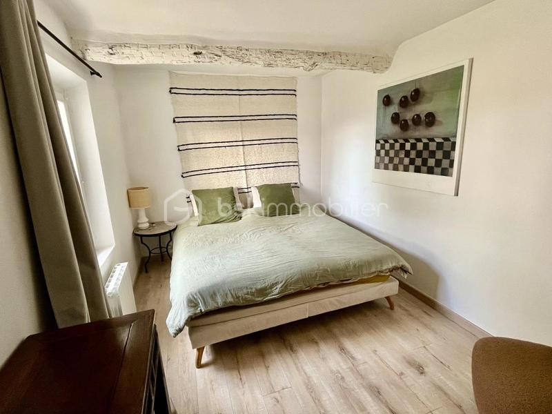 Local commercial - 328 m² - 10 pièces