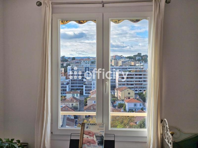 Appartement - 67 m² - 4 pièces