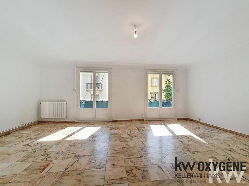 Appartement - 102 m² - 4 pièces