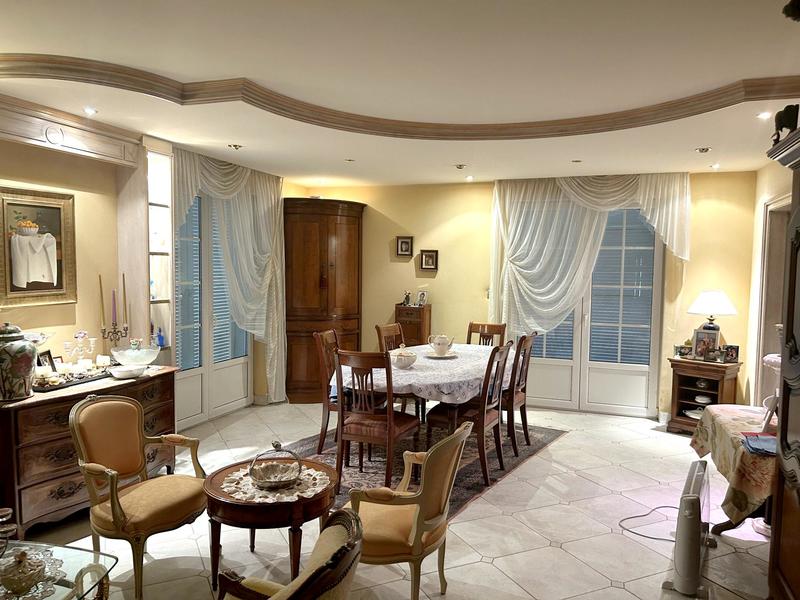 Maison - 120 m² - 4 pièces