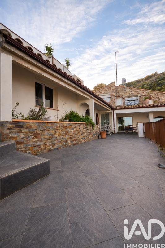 Maison de maîtres - 254 m² - 10 pièces