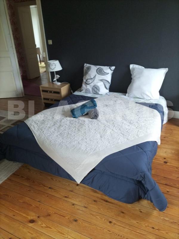 Maison chambre d'hôtes - 278 m² - 12 pièces