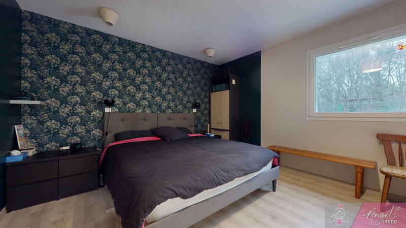 Maison - 168 m² - 7 pièces