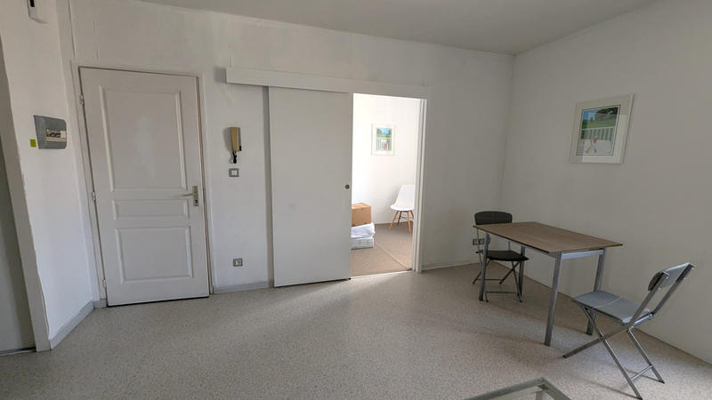 Maison - 250 m² - 10 pièces