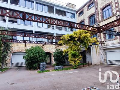 Loft - 49 m² - 2 pièces