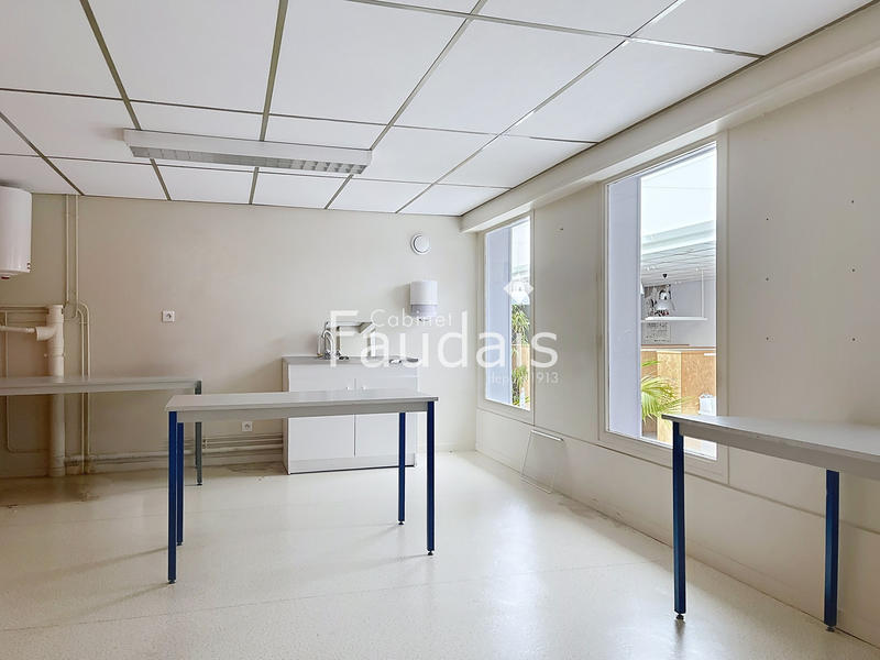 Local commercial - 360 m²