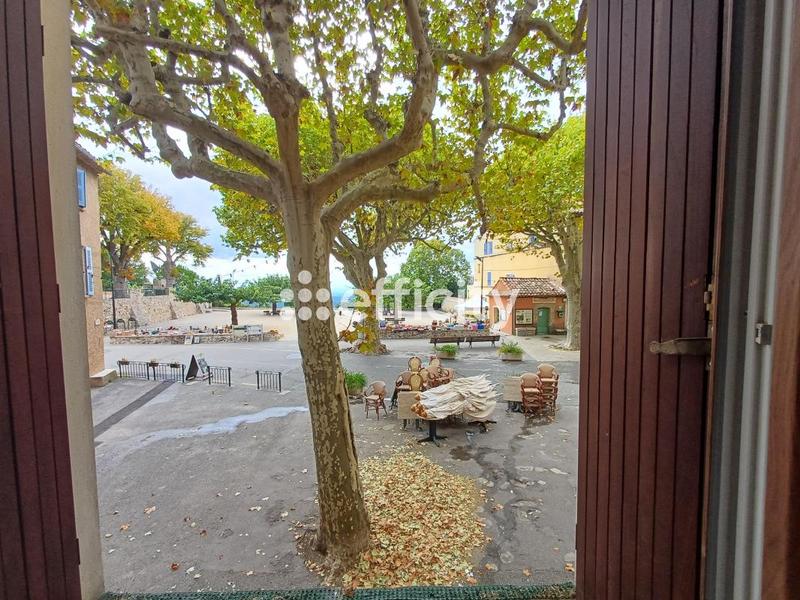 Maison - 201 m² - 6 pièces