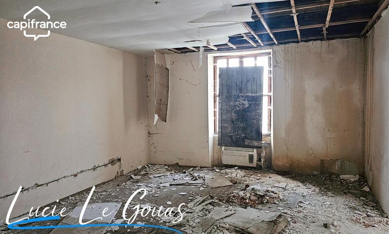 Maison - 300 m² - 6 pièces