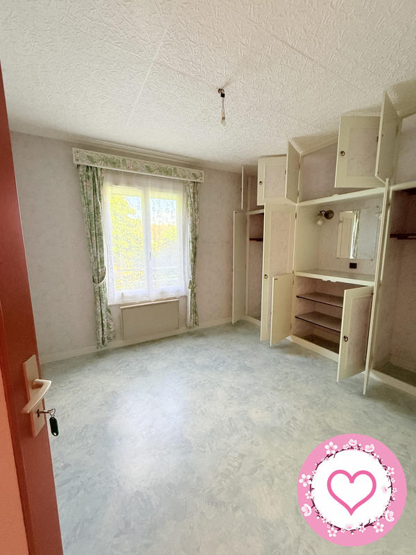 Maison - 90 m² - 4 pièces