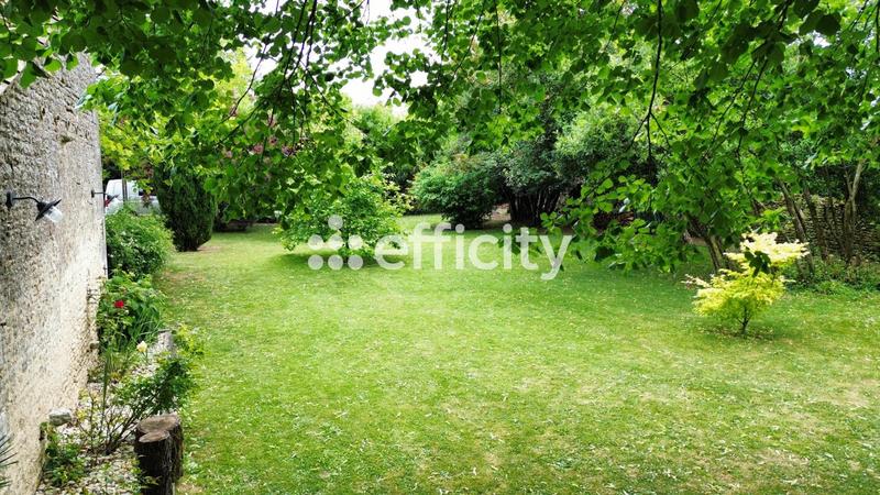 Maison - 267 m² - 7 pièces