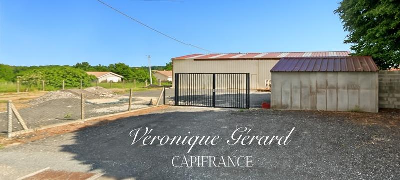 Hangar - 200 m² - 2 pièces