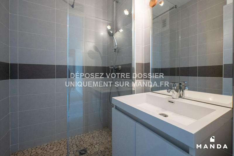 Chambre - 9 m² - 4 pièces