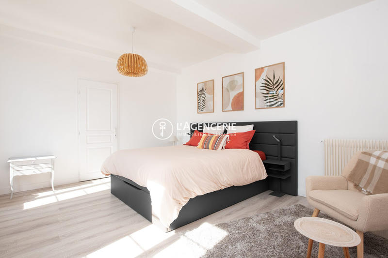 Maison ancienne - 522 m² - 11 pièces