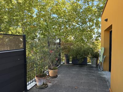 Appartement - 84 m² - 3 pièces