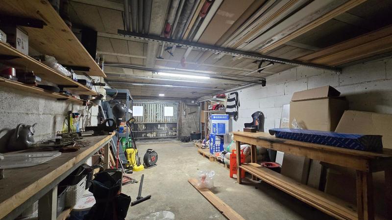 Maison - 99 m² - 5 pièces