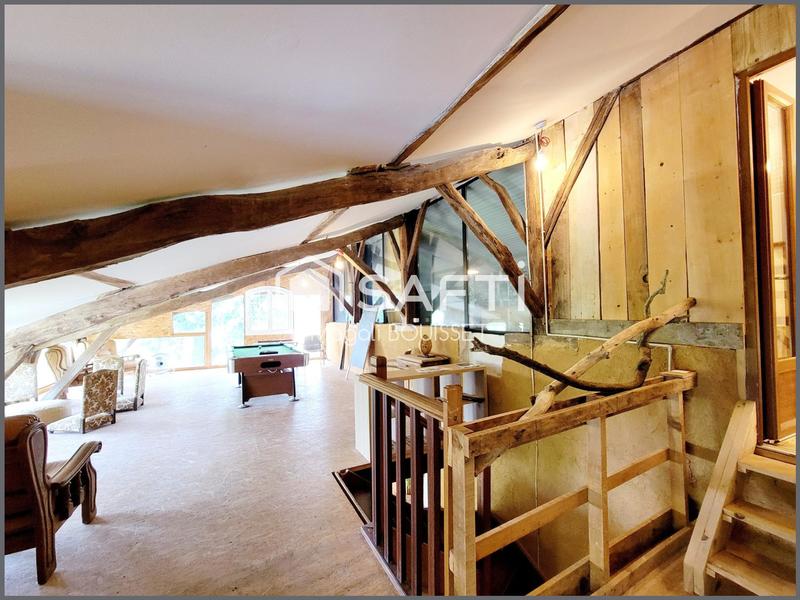 Maison - 248 m² - 7 pièces