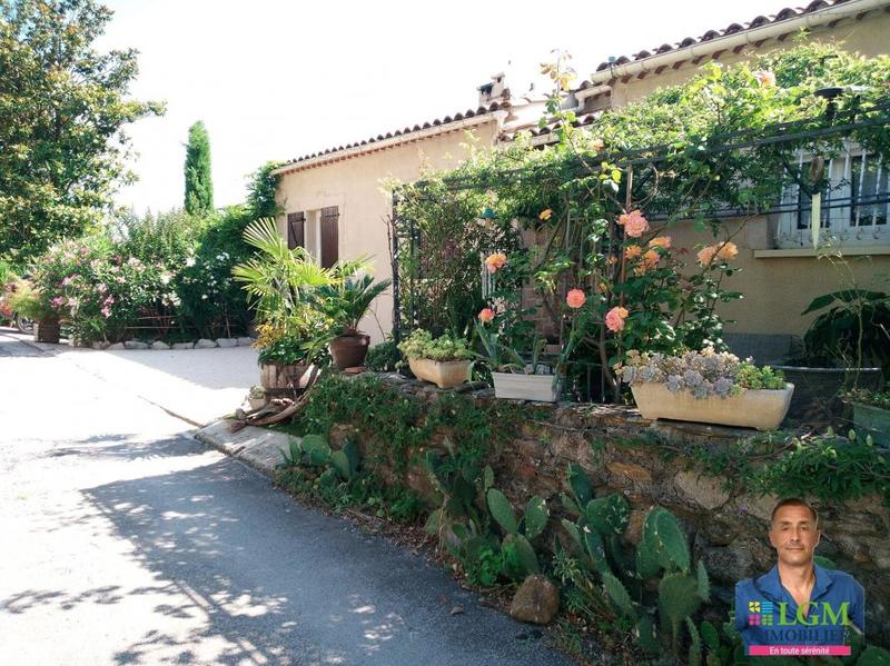 Villa - 193 m² - 6 pièces