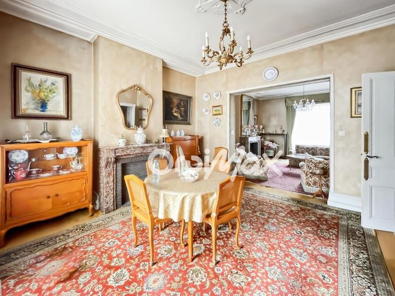 Maison - 200 m² - 4 pièces