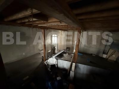 Immeuble - 1 900 m²