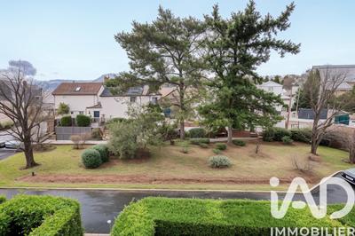 Appartement - 83 m² - 4 pièces