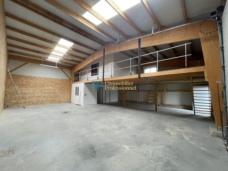 Entrepôt - 500 m²