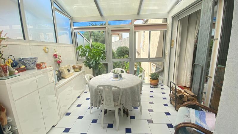 Maison - 186 m² - 7 pièces