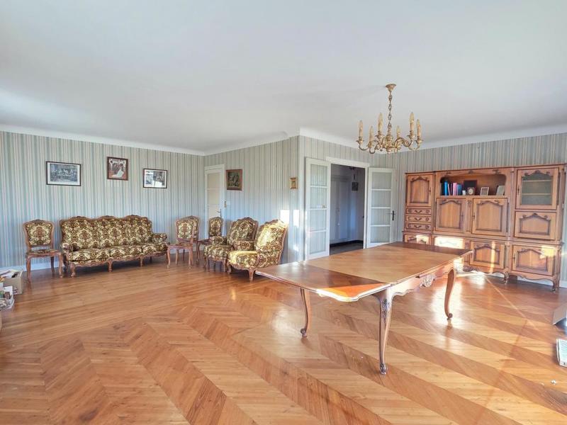 Maison - 149 m² - 6 pièces