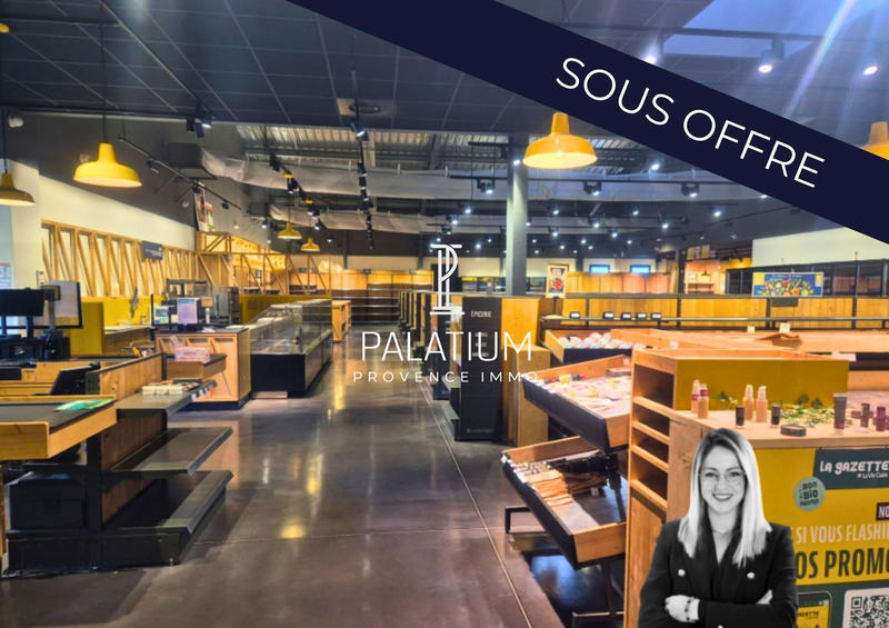 Local commercial - 541 m²