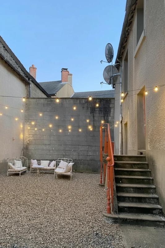 Maison - 350 m² - 8 pièces