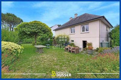 Maison - 120 m² - 7 pièces