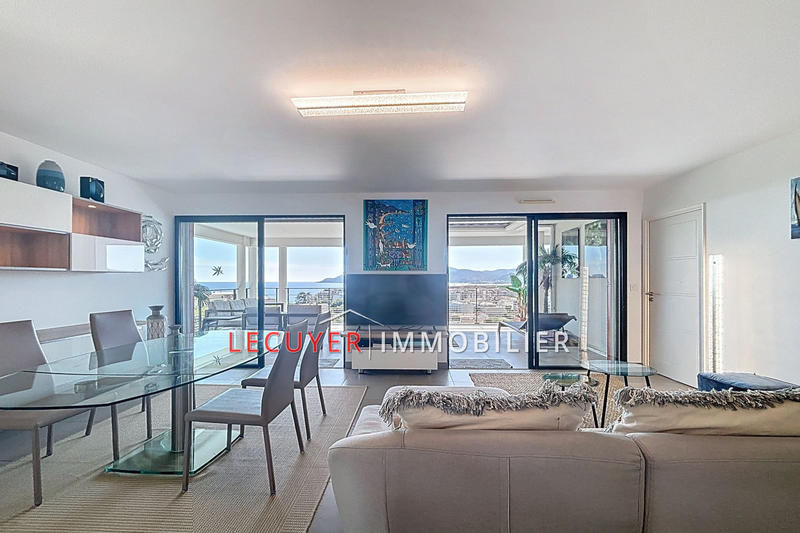 Appartement - 83 m² - 4 pièces