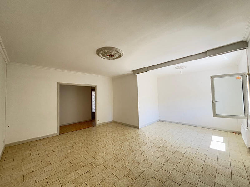 Maison - 172 m² - 9 pièces