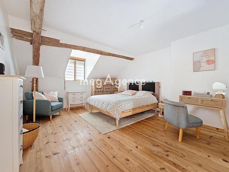 Maison - 135 m² - 6 pièces