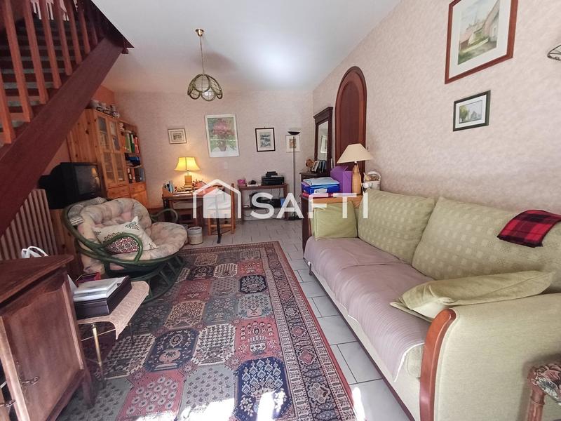 Maison - 213 m² - 8 pièces