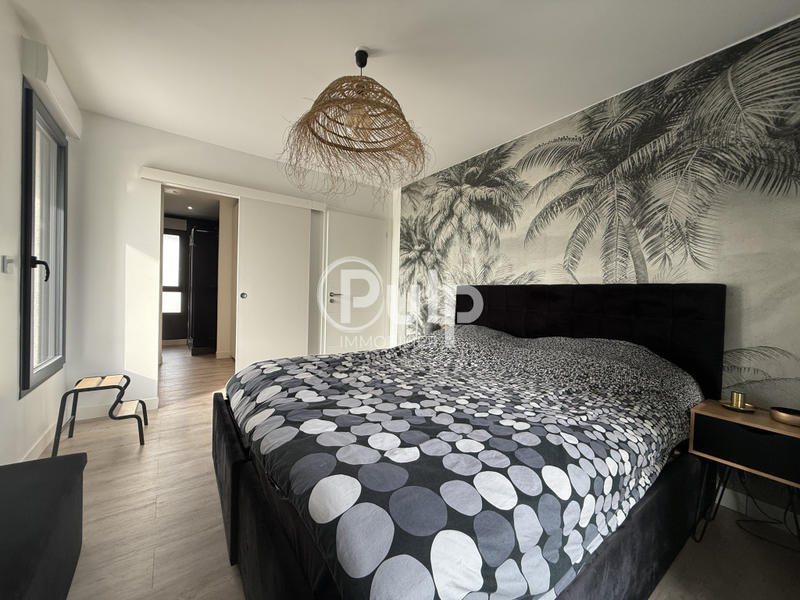 Villa - 175 m² - 6 pièces