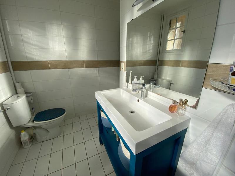 Maison - 244 m² - 7 pièces