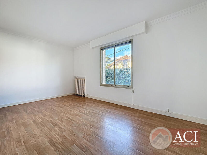 Appartement - 123 m² - 5 pièces