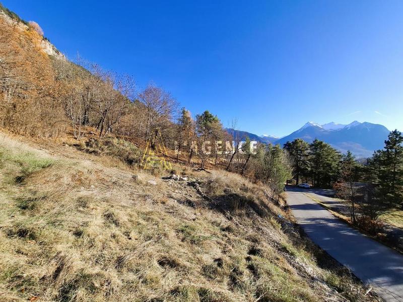 Terrain constructible - 903 m²
