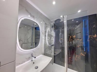 Appartement - 125 m² - 4 pièces